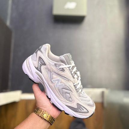 New Balance 725 Grey Trainers - Premium Showroom Quality