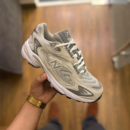 New Balance 725 Grey Trainers - Premium Showroom Quality